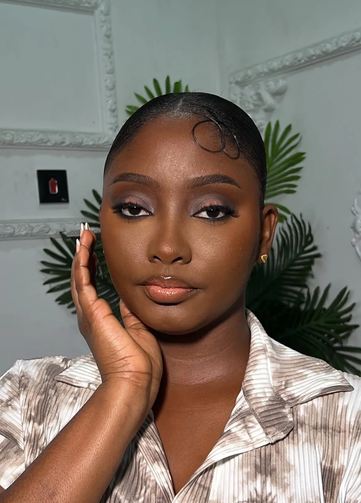 Fisolami Sodeinde · Senior Artist