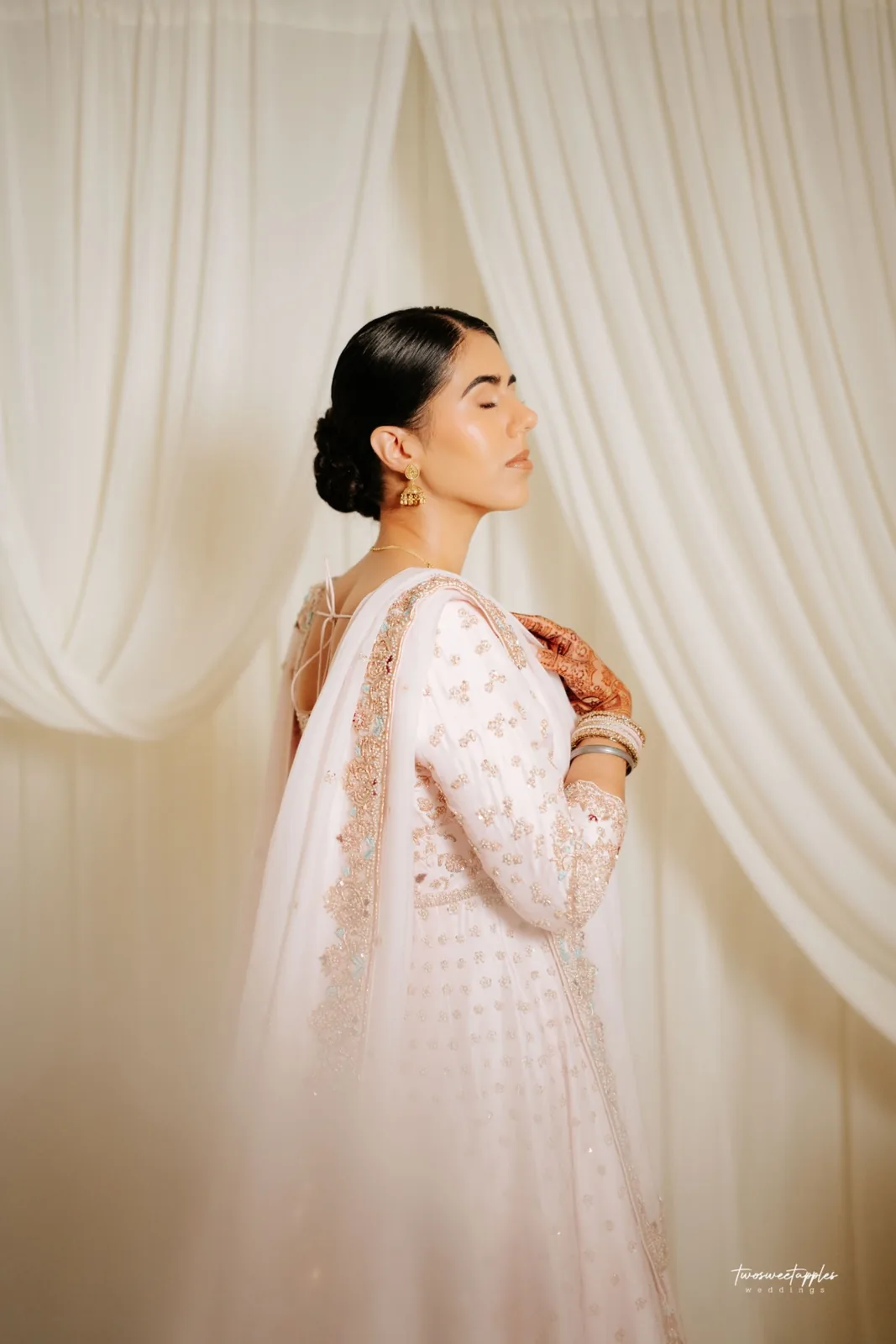 Richa Richa · Senior Artist
